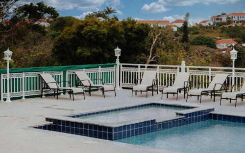 Swimming pool, Saba Arawak Hotel in Windwardside