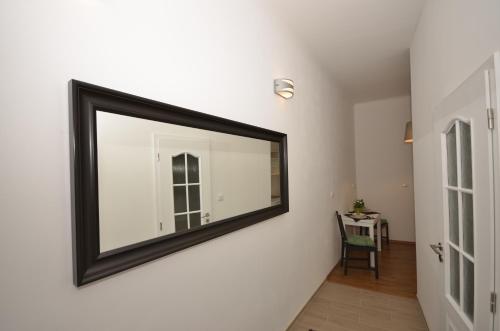One-Bedroom Apartment image 10