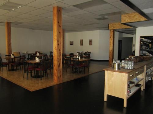 ห้องอาหาร, The Mighty Fraser Motel in บอสตัน บาร์(บริติช โคลัมเบีย)