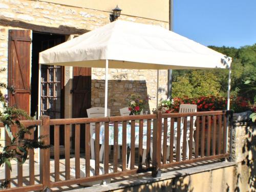 Maison confortable proche Sarlat - Cheminee et Animaux admis in Saint-Aubin-de-Nabirat