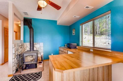 Amazing Views Day & Night Plus Private Hot Tub - Lunar View Lodge in Alma (CO)