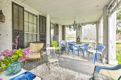 Elegant Norwich House with Billiards Room and Ballroom! - image 2