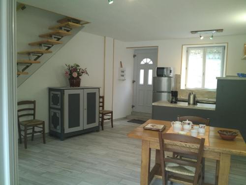 Gîte Viala-du-Tarn, 2 pièces, 4 personnes - FR-1-601-344 gîte à louer Viala-du-Tarn