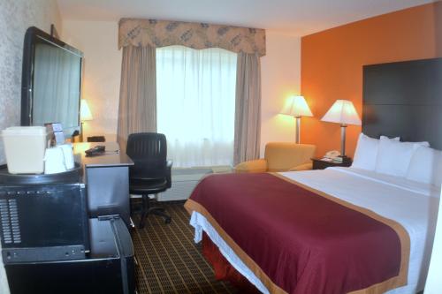 Baymont by Wyndham Muskegon - image 12