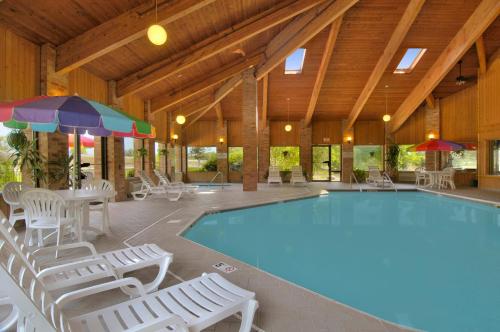 ทัศนียภาพ, เบย์มอนต์ บาย วินด์แฮม มัสกีกอน (Baymont by Wyndham Muskegon) in มิสกีกอน (MI)