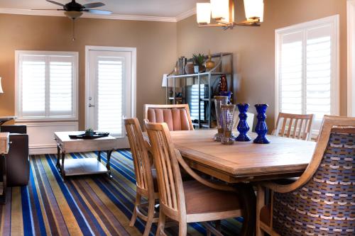 Boardwalk Inn - image 6