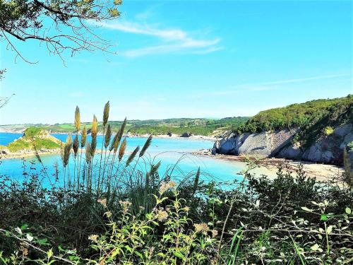 Appartement Moderne avec Balcon, Proche Centre et Plage, Piscine et Parking, Hendaye - FR-1-2-399 in 昂代伊市中心