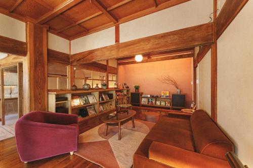 Kominkayado LOOF Sakanoie