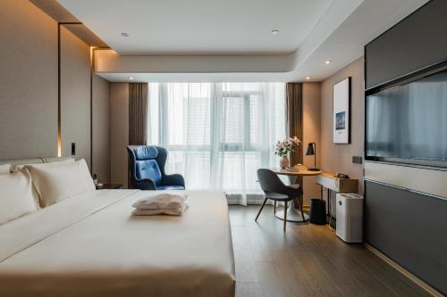 1 queen bed