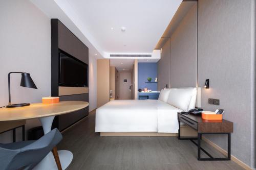 Atour Hotel Qingdao CBD Hangzhou Road