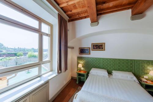 Hotel Mulino di Firenze, WorldHotels Crafted Room Type - Superior Double Room with River View