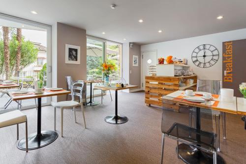 Jazz Hotel Ascona - image 9
