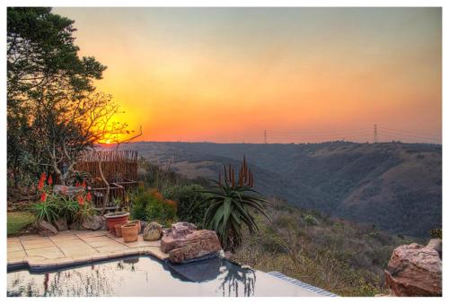Exterior view of Leopards and Louries Bush Lodge