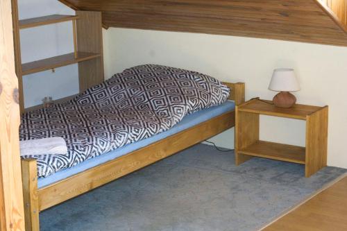 3 twin beds