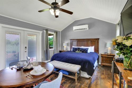 Luxurious and Intimate Cottage in FredWine Country - image 11