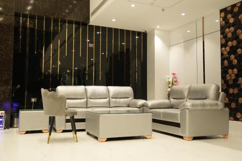 ล็อบบี้, Royal Bliss in รุกันปุระ