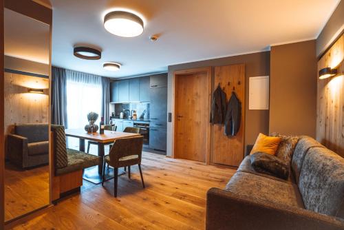Mountainview Apartments - image 3