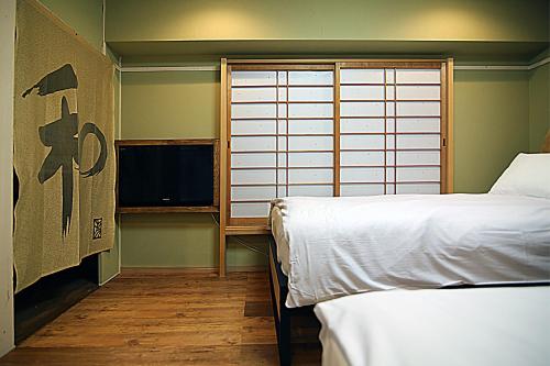 KANDA HOUSE!! Shin-Okubo Walkable Modern Stay with Shinjuku Access