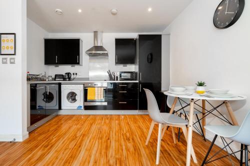 Exotic City Retreat 2 Bed 2 Bath - Free Parking, Birmingham (fotografie 4)