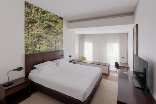 Neat Hotel Avenida - image 10