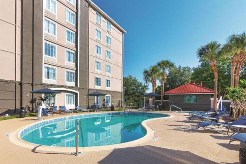 La Quinta Inn & Suites by Wyndham Orlando Ucf