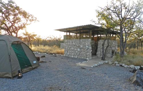 Buitenkant, Etosha Village Campsite in Outjo