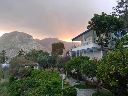 Milios Studios in Tilosa