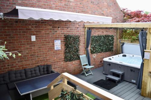 B&B Jesmond - Hot Tub, Free Parking, Near Shops & Restaurants, Location 1m to City - Bed and Breakfast Jesmond