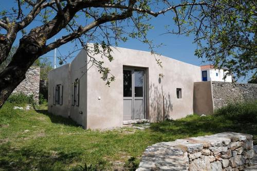 ROMANTIC 1bedroom retreat 2022 reconstruction gîte à louer Aloïziánika