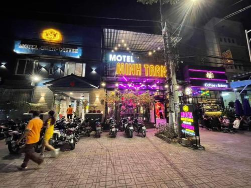 Minh Trang Motel in Sam Mountain / Ba Chua Su Temple