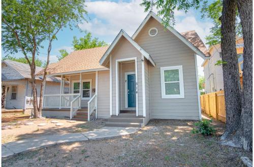 Fabulous Newly Renovated 1Br1Ba Near Downtown in San Antonio, USA