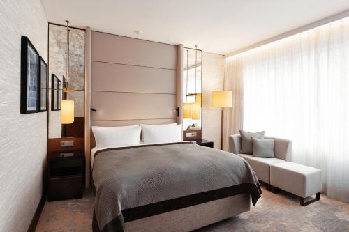 359933888 InterContinental Berlin by IHG