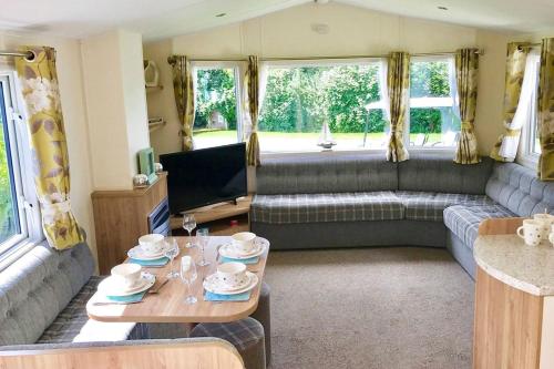 6 Berth Superior Caravan