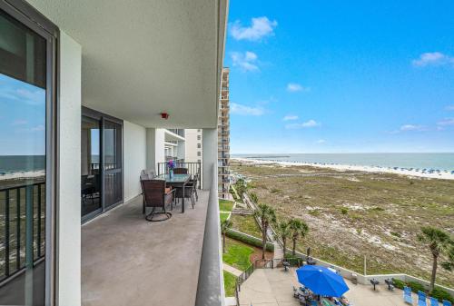 Phoenix VI 6511 - Beachfront Updated Condo! near Gulf Shores Steamer