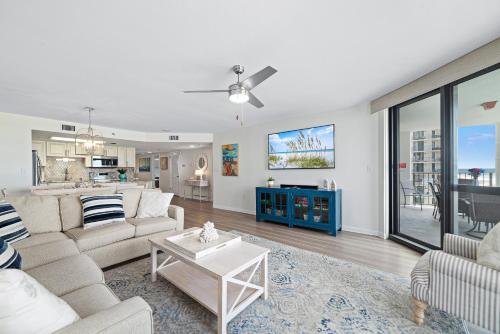 Phoenix VI 6511 - Beachfront Updated Condo! near Gulf Shores Steamer