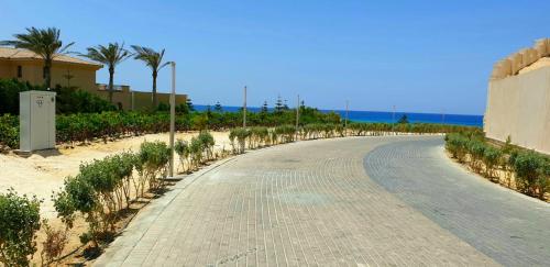 ชายหาด, Marassi North Coast Villa Verdi with Garden in เอล อลาเมียน