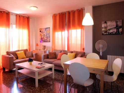 Marina Loft & Apartments - image 2