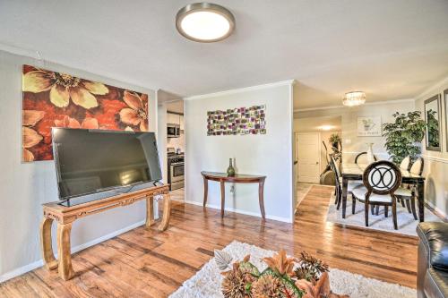 Charming Hampton Home Less Than 2 Mi to Buckroe Beach in Hampton, USA