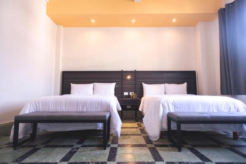 Superior Double Room image 8