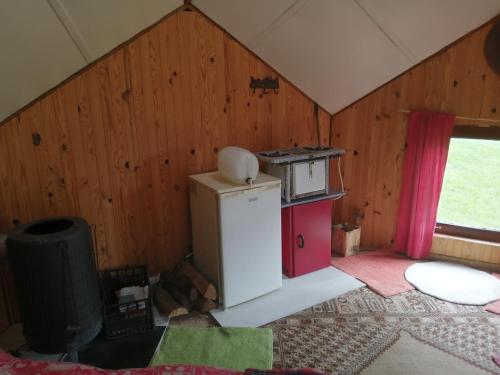 Zome/Yourte gîte à louer Banne