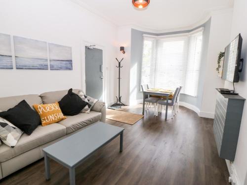 Rothlea Flat 1, Pwllheli