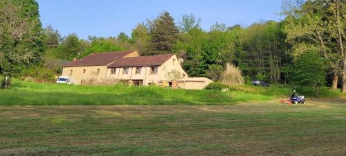 La Clé des champs, Le Domaine de Brugal