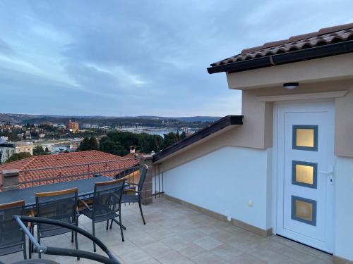 Apartment with Terrace