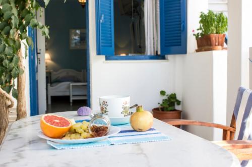 Entree, George's beach studios Aliki Paros near Paros National Airport