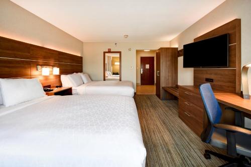 Holiday Inn Express Newport North - Middletown, an IHG Hotel