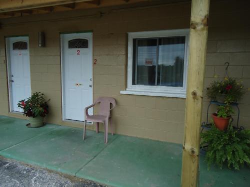 Westmount Motel in South-West Oxford (ON)