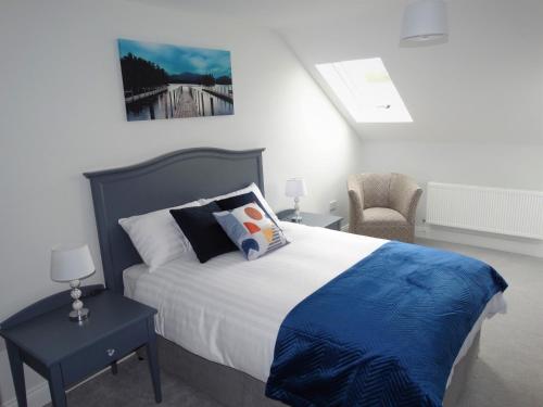 . Lir Lodge