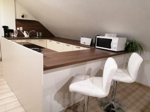 virtuve, Prázdninový byt Lýdia (Prazdninovy byt Lydia) in Lopej
