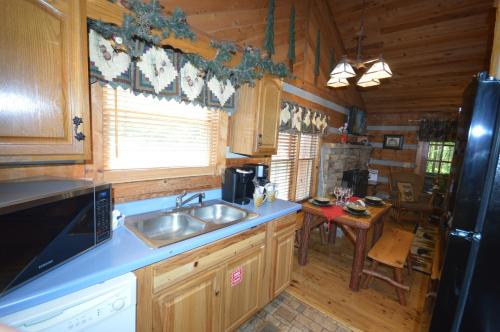 Bear Country - image 6