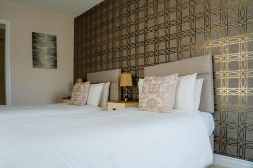 2 twin beds